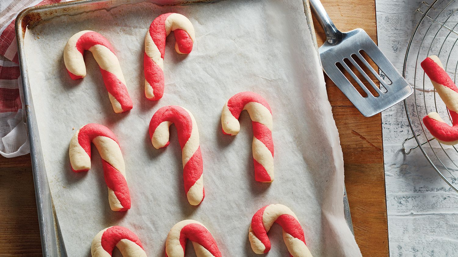 Candy Cane Cookie Twists