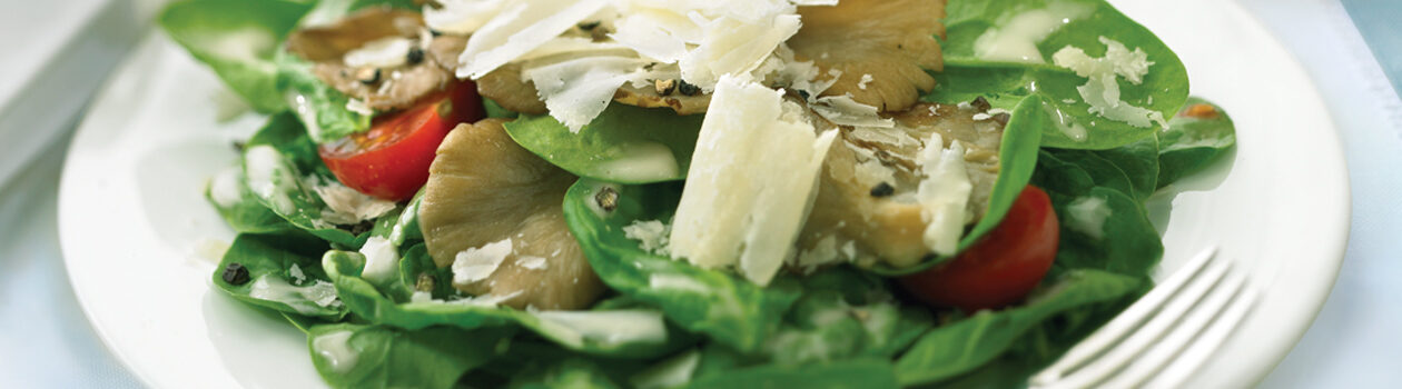 Baby Spinach and Oyster Mushroom Salad